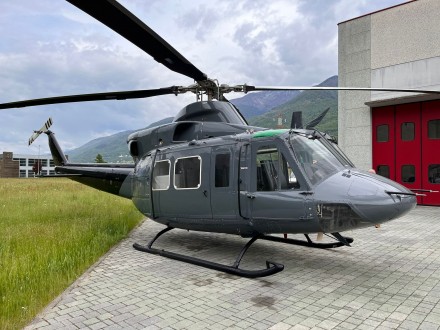 Багатофункціональний гелікоптер Agusta AB412 з нальотом 6600 годин.
Надійна та . . фото 2
