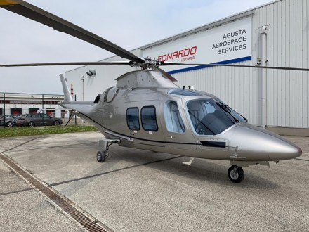 Багатофункціональний гелікоптер Agusta AB412 з нальотом 6600 годин.
Надійна та . . фото 8