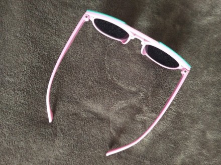 Стильные детские яркие розовые очки, стиль Барби .
Цвет насыщенный темно-розовы. . фото 7