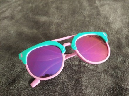 Стильные детские яркие розовые очки, стиль Барби .
Цвет насыщенный темно-розовы. . фото 2