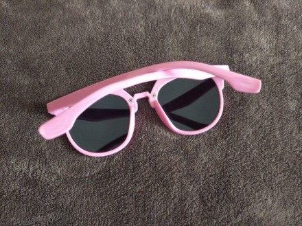 Стильные детские яркие розовые очки, стиль Барби .
Цвет насыщенный темно-розовы. . фото 9