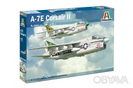 Збірна модель штурмовика A-7E CORSAIR II 1:72 LTV A-7 Corsair II був розроблений. . фото 1