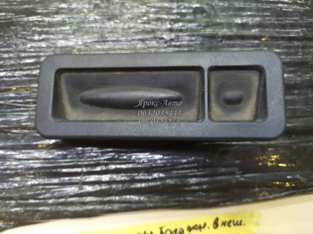 Кнопка открывания багажника внешняя Jeep Cherokee 14- 000042596. . фото 3