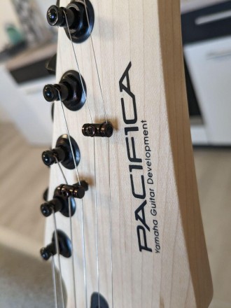 Прижимные ретейнеры для гитары электрогитары серые
Цена за пару. Крепкий металл.. . фото 3