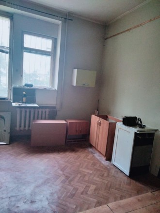 Продаж 1 кім.по Стуса площа 41 м.кВ,некутова,житловий стан
Тел 0638869199
Тел . . фото 7