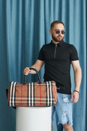 
- Класична дорожня сумка- Лаконічний дизайн- Матеріал: текстиль високої якості . . фото 3