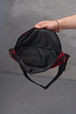 
- сумка, з можливістю носіння на поясі або на грудях, здатна вмістити всі необх. . фото 6
