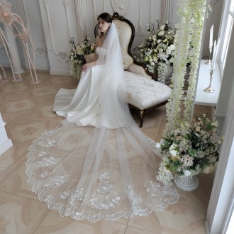 Эмиратская дизайнерская свадебная фата с вышивкой внизу.
 
Фата пошита из мягкой. . фото 7