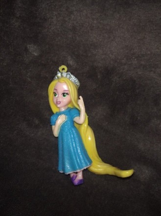 Кукла, фигурка принцессы Диснея Рапунцель .
Замеры на фото.. . фото 7