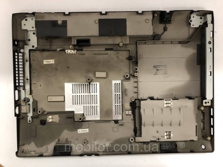 Часть корпуса поддон и стол к ноутбуку Fujitsu V5535. Есть следы от эксплуатации. . фото 6