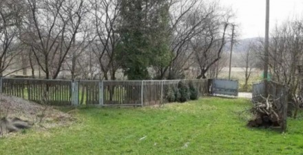 Земельна ділянка з будинком коло Галича. Галич. фото 1 Земельна ділянка з будинком коло Галича. Галич. фото 1