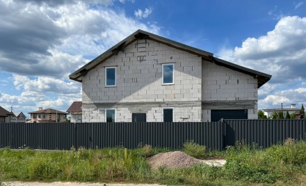 Продаю дом 214 кв.м. в коттеджном городке Балатон, Новые Петровцы. Новые Петровцы. фото 1 Продаю дом 214 кв.м. в коттеджном городке Балатон, Новые Петровцы. Новые Петровцы. фото 1