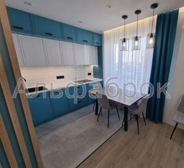 3 кімнатна квартира в Києві, пропонується до продажу. Квартира розташована в буд. Шулявка. фото 2