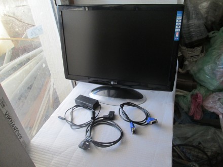 Монітор LG Flatron W2284F-PF Glossy Black (LCD TFT). 22 дюйма. Під ремонт

Мон. . фото 2