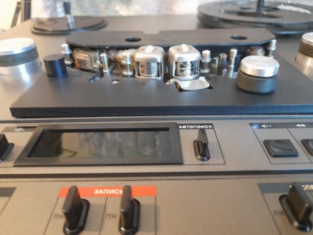 Катушечный магнитофон приставка высшего класса Олимп 004 Состояние- все родное о. . фото 9