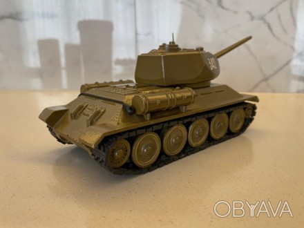 Военная техника СССР Модель Танк Т-34 завод Арсенал