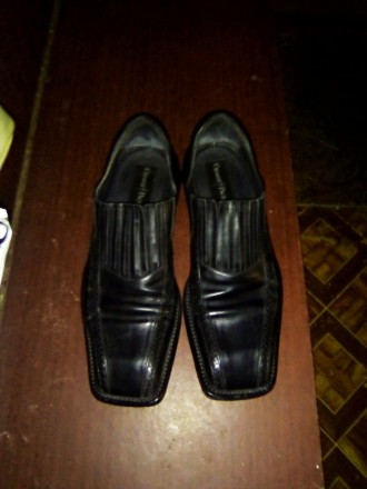 Продам італійські ,чоловічі,шкіряні туфлі,бізнес-класу 11200  91/2 С. CESARE-PAS. . фото 2