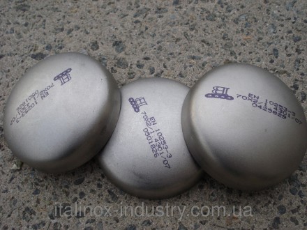 Компания ООО «Италинокс Индустри» предлагает нержавеющие заглушки:
	Внешний вид:. . фото 3