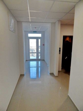 Продам 1 комнатную квартиру в новом современном ЖК «Акварель-3». Ули. Молдаванка. фото 4