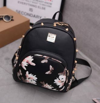 Женский мини рюкзак с цветами черный
 Характеристики:
	
	Материал: Качественная . . фото 2