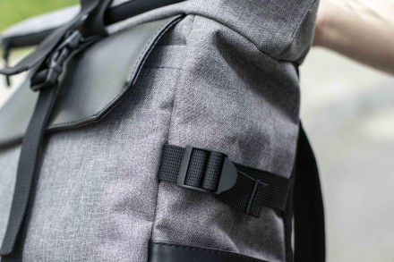 Стильный городской рюкзак Ролл Топ Rytm серый тканевой с отделением для ноутбука. . фото 10
