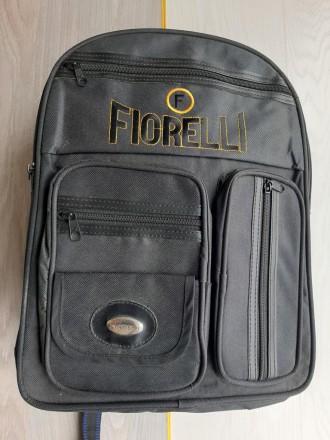Крепкий мужской рюкзак (черный)

Практичный,
крепкая ткань

Размер 37,5 Х 2. . фото 2