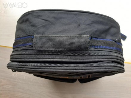 Крепкий мужской рюкзак (черный)

Практичный,
крепкая ткань

Размер 37,5 Х 2. . фото 5