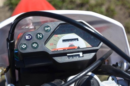
Мотоцикл CRDX 200 (MOTARD) замовлений торговою маркою «SKYBIKE» (СКАЙБАЙК) у ки. . фото 7