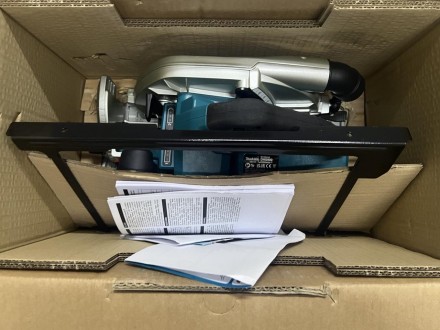 
Makita DHS900Z Аккумуляторная дисковая пила НОВАЯ!!!
Дисковая пила Makita DHS90. . фото 7