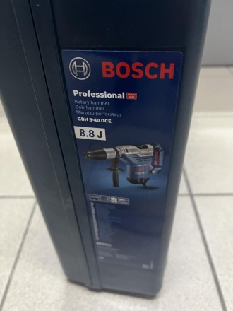 
Перфоратор Bosch GBH 5-40 DCE Professional (0611264000) НОВЫЙ!!!
Самый быстрый . . фото 5