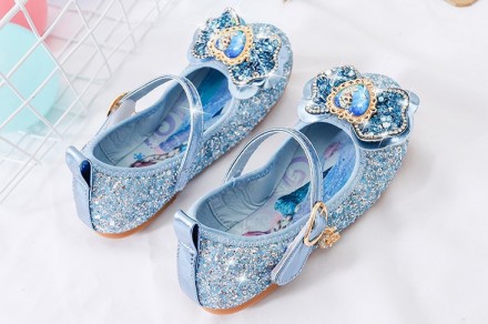Детские туфли принцессы станут отличным подарком и дополнением к костюму. Легкие. . фото 4