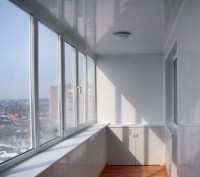Балкон
WDS 5S – класичні вікна для квартир, офісних приміщень або скління. . фото 5