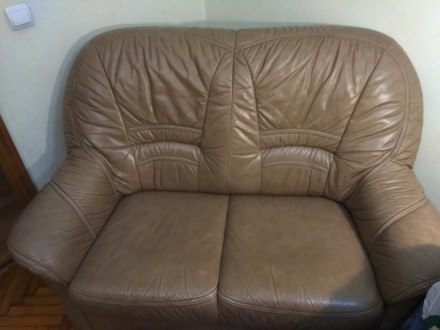 Продається диван шкіряний трійний, двійний і крісло. Обидва дивани з розкладачка. . фото 3
