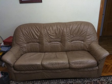 Продається диван шкіряний трійний, двійний і крісло. Обидва дивани з розкладачка. . фото 4
