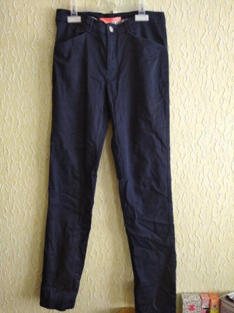 Женские классические синие штаны брюки,р.36, Бангладеш, Mango .
ПОТ 36 см.
Выс. . фото 3