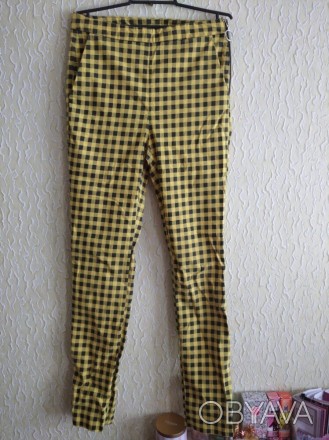 Стрейчевые штаны в клетку, р. С, Zara, Испания.
ПОТ 34 см.
Высота посадки пере. . фото 1