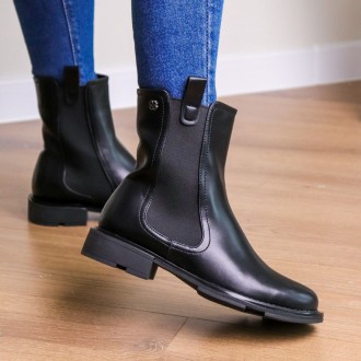 Женские ботинки черные Amanda 3282 Ботинки женские выполнены из искусственной ко. . фото 9