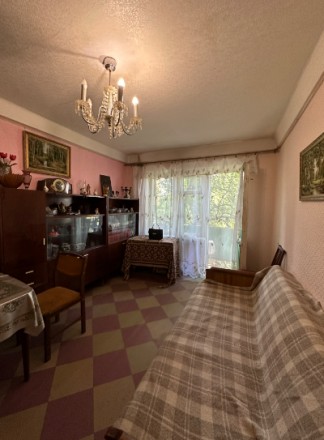 Продам 3к квартиру на 12 кварталі. не кутова, стан житловий під ремонт. 
 
. . фото 6