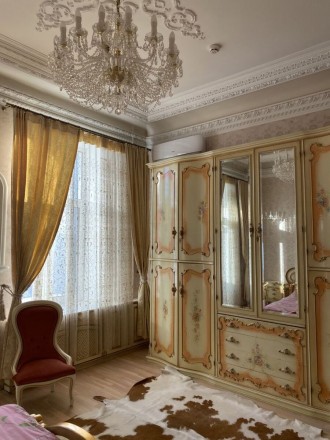 Затишна квартира у царському будинку на бульварі Т. Шевченка у класичному стилі.. . фото 11