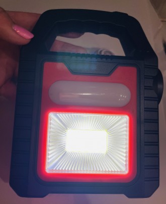 Перезаряжаемый портативный фонарь с зарядкой от солнца и от USB
3 режима освещен. . фото 7
