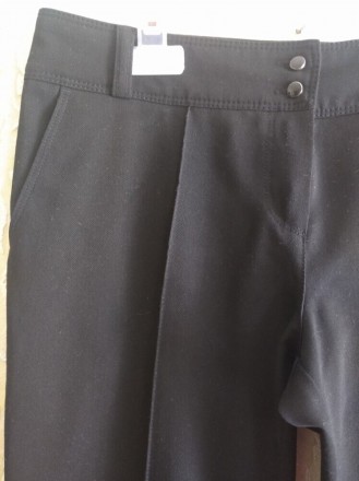 Женские черные классические штаны брюки, р.36.
ПОТ 37 см.
Высота посадки перед. . фото 4