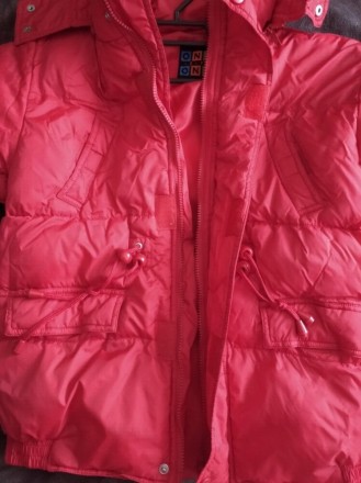 Теплая красная курточка зима-осень, р.140, One by one.
Куртка была в идеальном . . фото 7