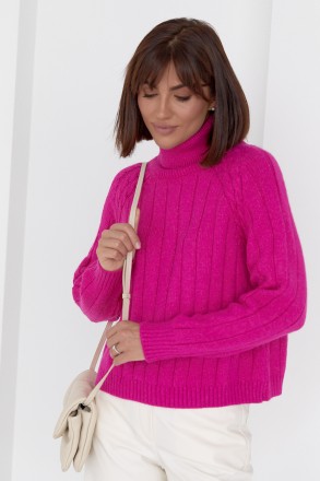 Этот женский вязаный свитер от LUREX подойдет обладательницам разных типов фигур. . фото 6