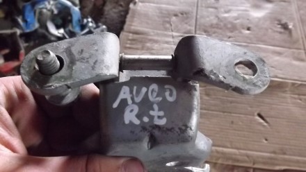 Петля передней двери левая Chevrolet Aveo 96541423. . фото 3 Петля передней двери левая Chevrolet Aveo
96541423
Відправка по передоплаті
. . фото 3