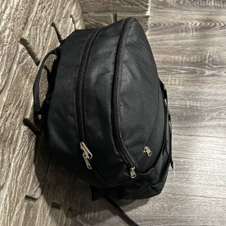 
 
 Рюкзак спортивный, городской черный perfect black:
- Размер: 47.5 x 15 x 28 . . фото 8