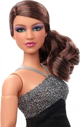 
Ляльки Barbie Looks, представлені в модному стилі з деталями, гідними фото, над. . фото 5