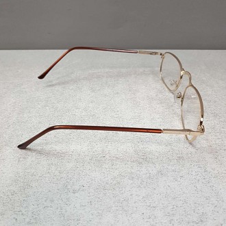 Стильні та якісні готові окуляри в пластикових і металевих оправах стануть чудов. . фото 8