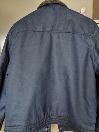 Стильна чоловіча куртка від якісного бренду. Відмінний стан без нюансів і дефект. . фото 4