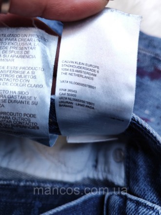 Женские синие джинсы-бойфренды с принтом от Calvin Klein Jeans
Состояние: б/у, в. . фото 10