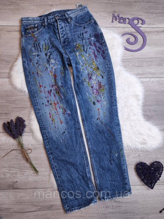 Женские синие джинсы-бойфренды с принтом от Calvin Klein Jeans
Состояние: б/у, в. . фото 3